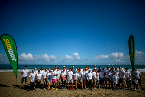 Empleados de Subway® y un grupo de voluntarios se unen para limpieza en la Reserva Natural Playa Paraíso en Dorado