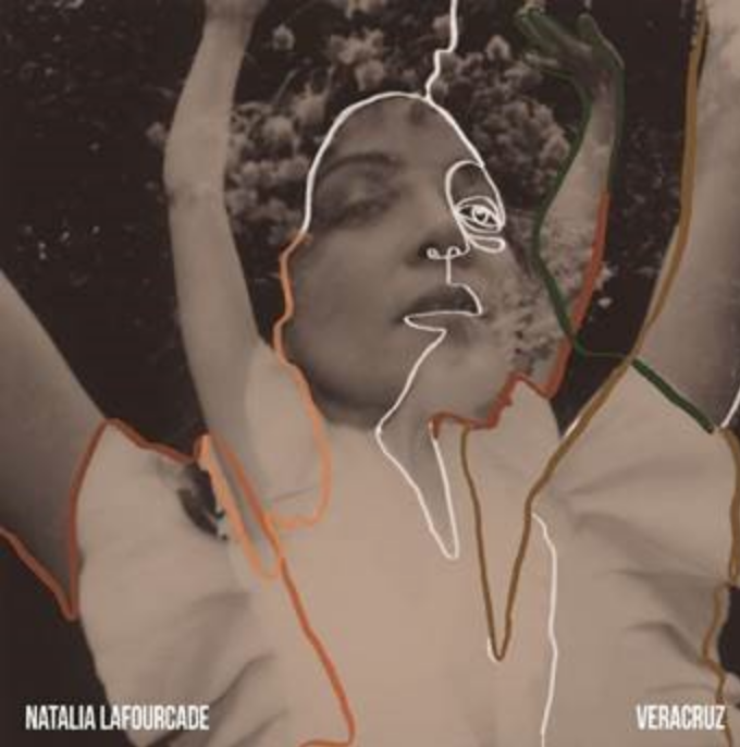 El viento, las palmeras y los colores de las raíces:  Natalia Lafourcade lanza  “Veracruz”  un nuevo adelanto de Un Canto por México