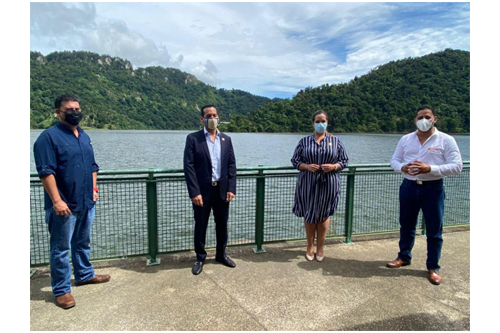 Alcaldes refuerzan el Turismo en la Zona Norte Central mediante la restauración del histórico Embarcadero del Lago Dos Bocas