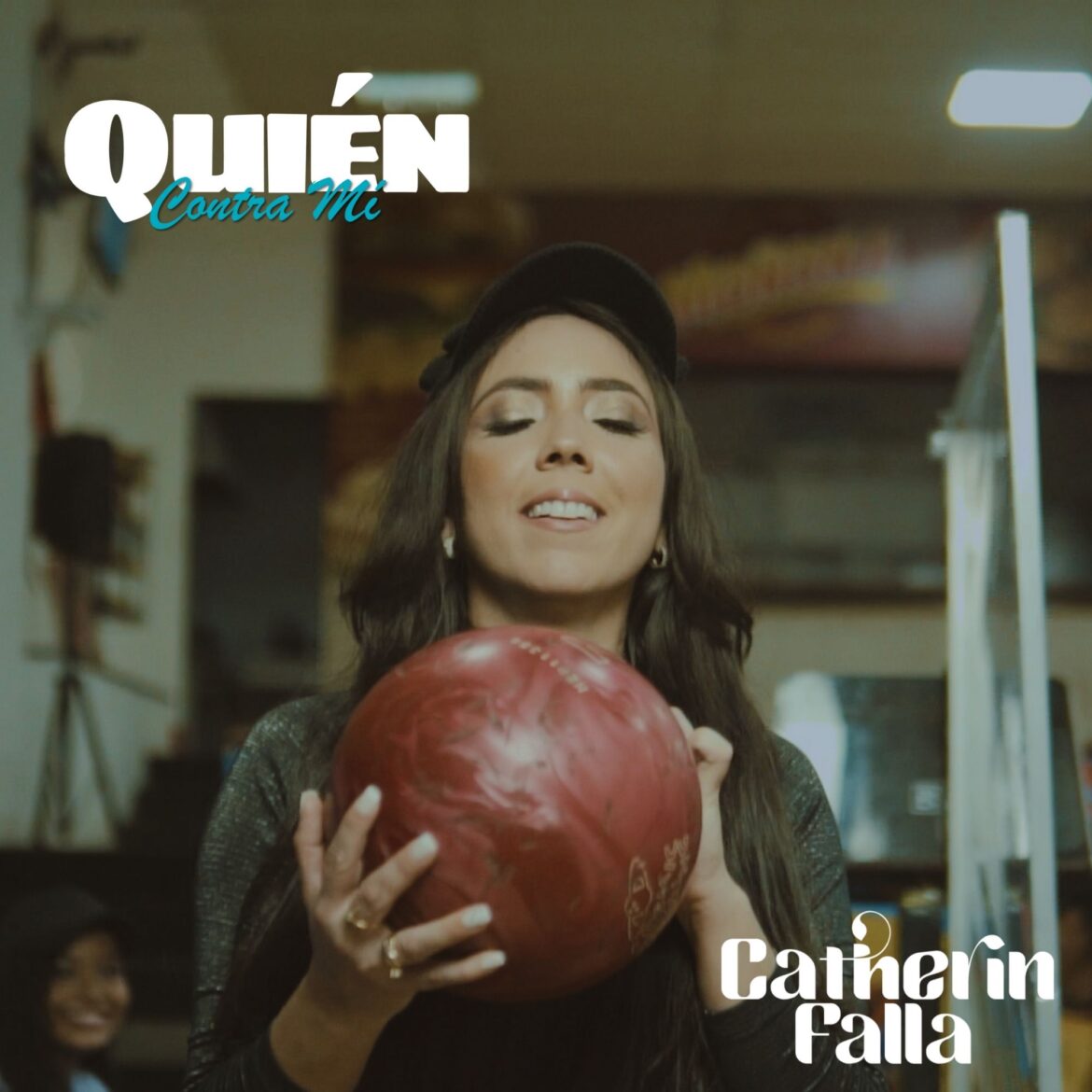 La cantante colombiana Catherin Falla presentó a nivel internacional el video oficial de su canción “Quién Contra Mí”