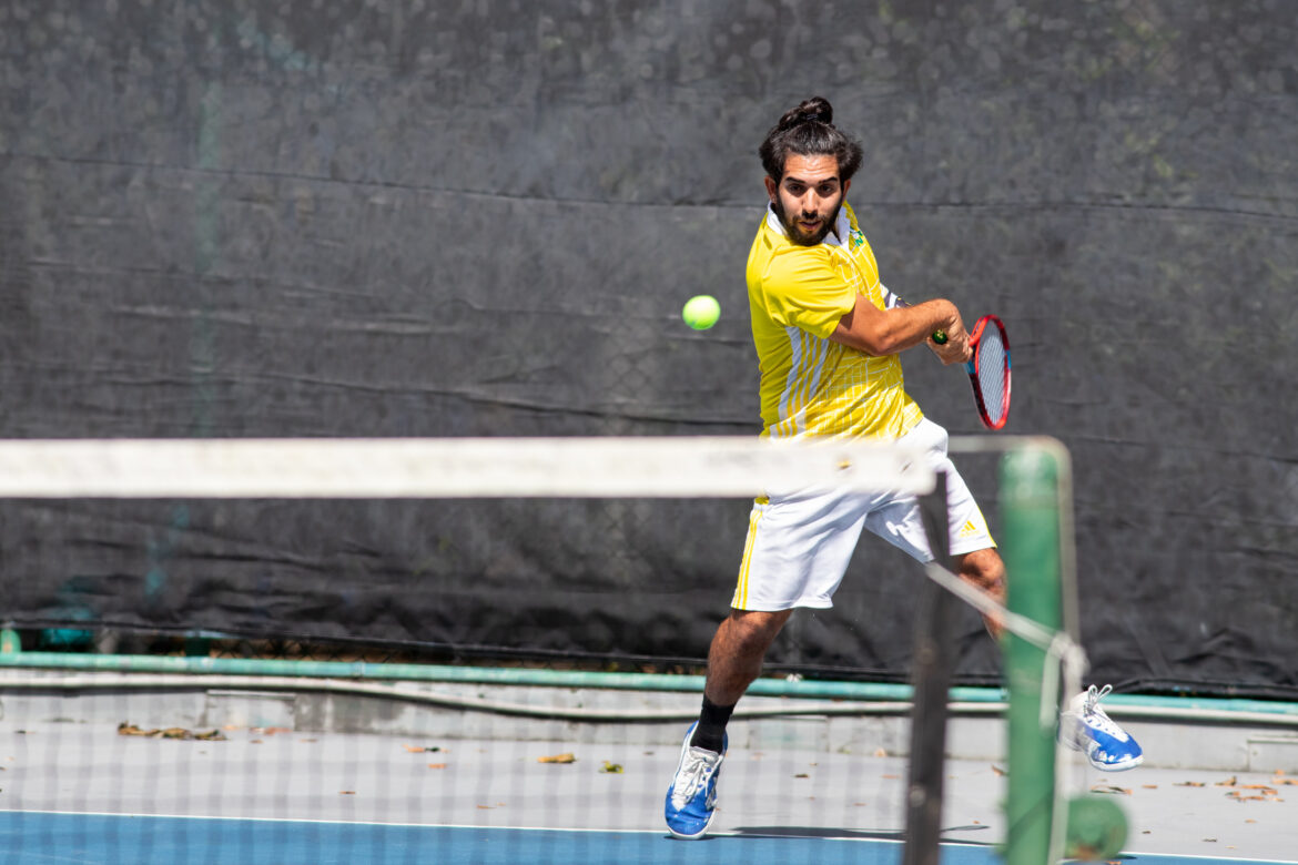 Tigres de la Interamericana a un partido de revalidar como campeones del tenis universitario