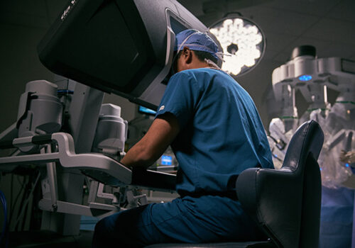 Sistema de cirugía robótica llega en Ponce para servir a la zona sur