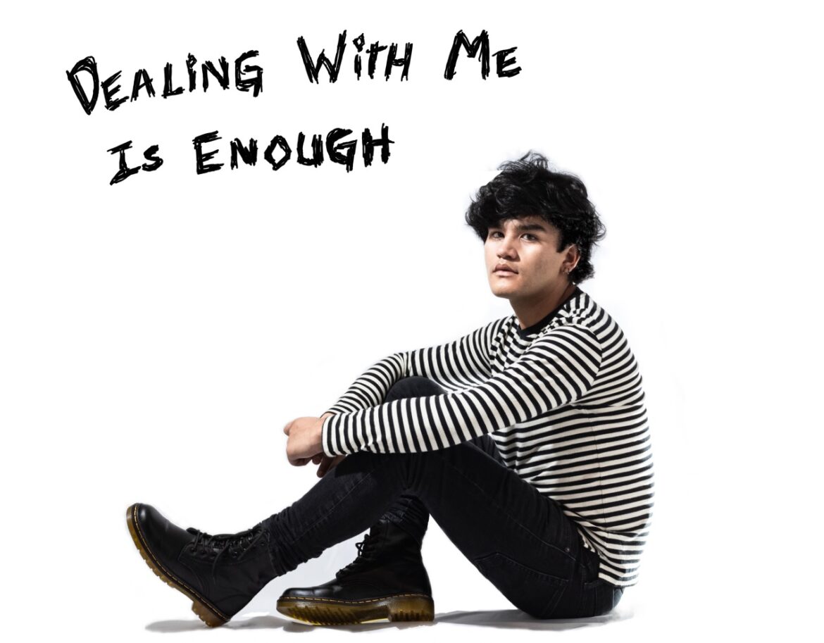 Ollie Bend debuta con ‘Dealing With Me Is Enough’, un disco enérgico y melancólico