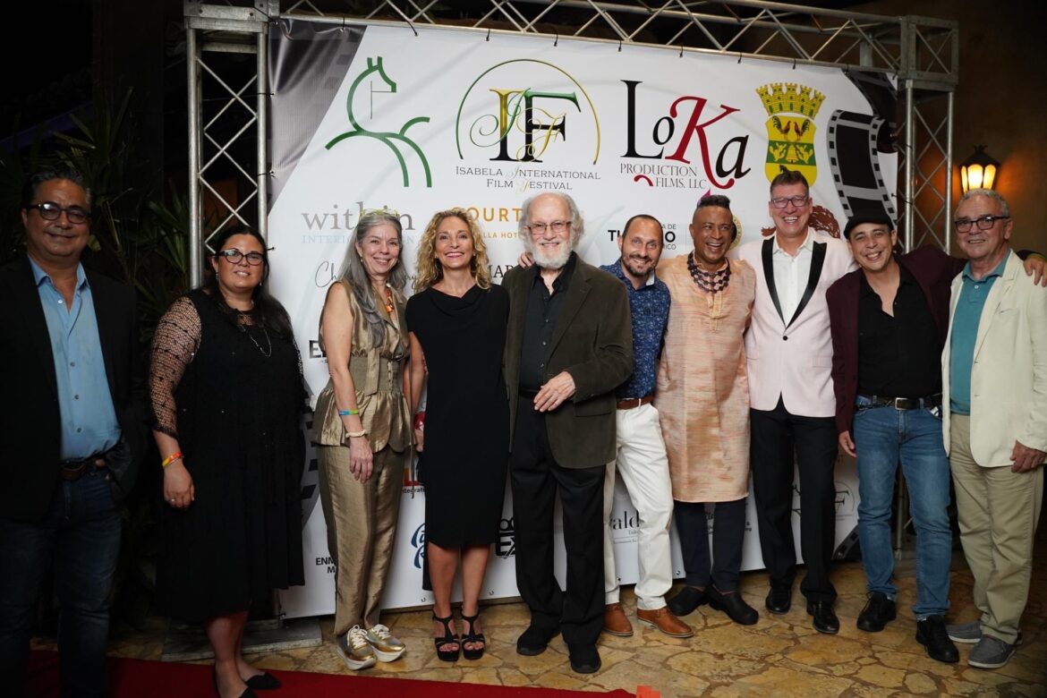 De Estrenos y Exaltación el Festival de Cine en Isabela
