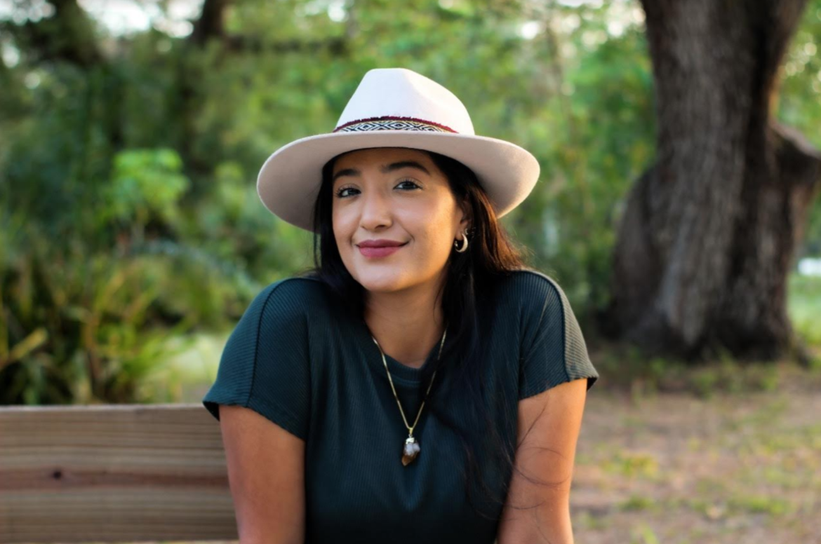 La sanadora y comunicadora espiritual colombiana Lina Rose lanza su Podcast ‘Confiar y Fluir’