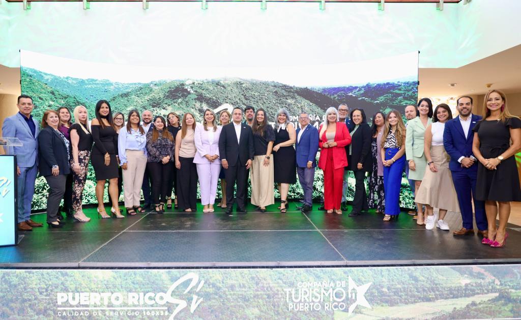 Compañía de Turismo lanza su nueva campaña del programa “PUERTO RICO SÍ – CALIDAD DE SERVICIO 100X35”