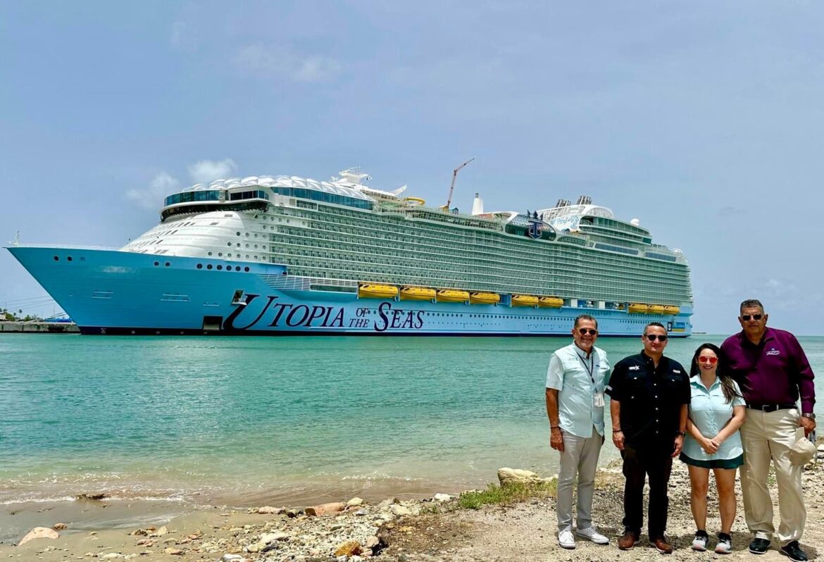 La Compañía de Turismo dio la bienvenida al crucero Utopia of the Seas al Puerto de las Américas de Ponce