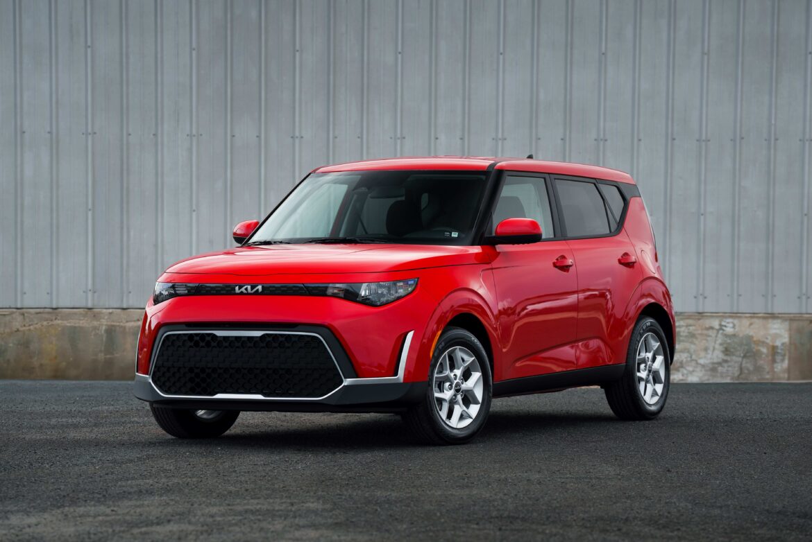 Kia Sorento y Soul reconocidos por editores de Cars.com