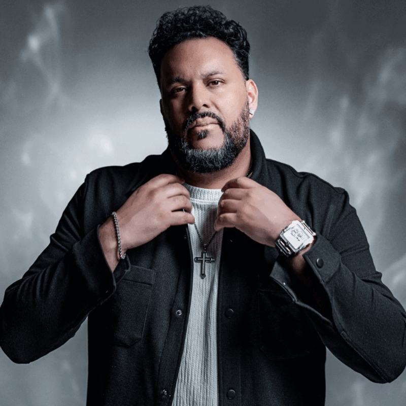 Carlos Xavier Lanza nuevo disco “Levántate”: Salsa de Corazón, Fusión de Ritmos y Resiliencia Renovada