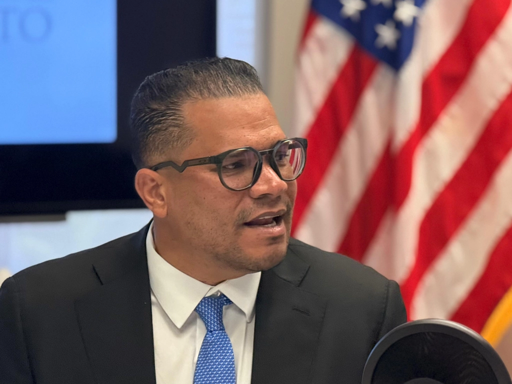 “Respeta y comparte la carretera”: nueva campaña de la Comisión para la Seguridad en el Tránsito para promover la seguridad de los motociclistas