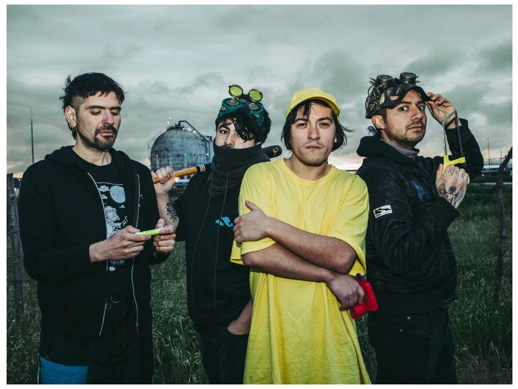 El Em3 presenta “Átomos Pixelados”, su primer LP y manifiesto del pixel punk penquista