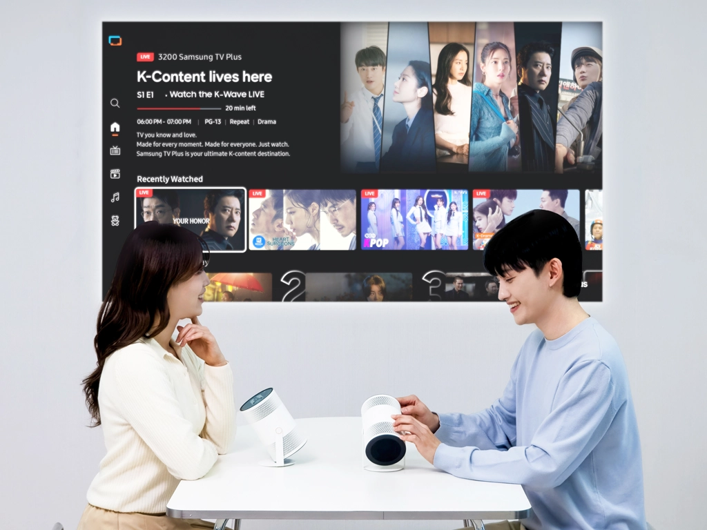 Samsung presenta The Freestyle+ antes de CES 2026: una pantalla portátil con IA más poderosa