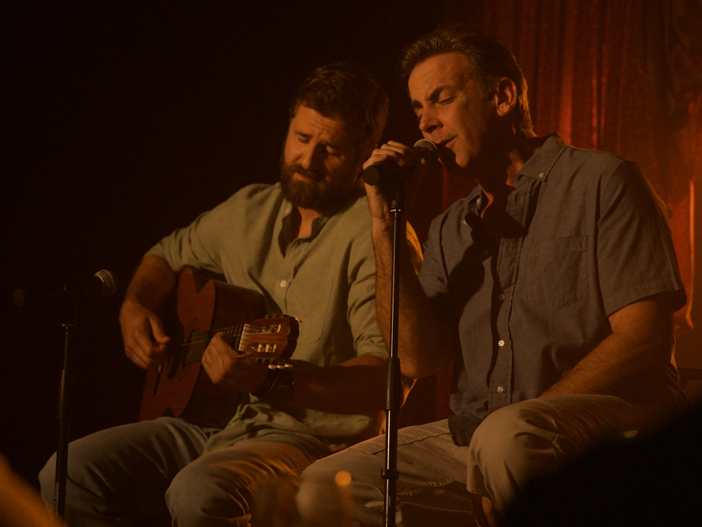 Hermes Croatto y Carlos Ponce se unen en el tema musical “Rompeolas”