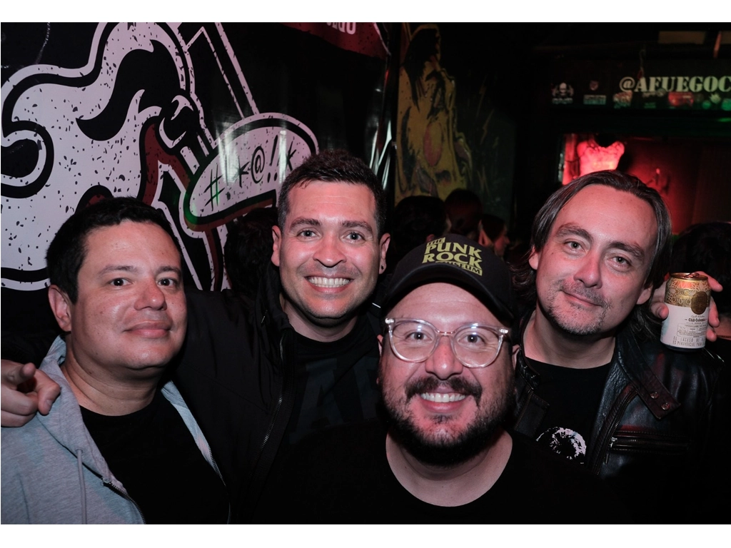 La banda de rock colombiana Cañón lanza sus dos primeros proyectiles musicales