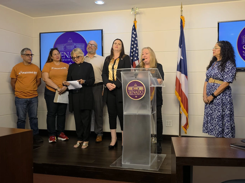 Proponen en Puerto Rico permitir que las cenizas de mascotas estén junto a sus dueños