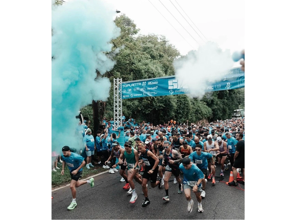 Regresa el 5K de Mar Azul con su emblemático llamado “Correr Amarrado”