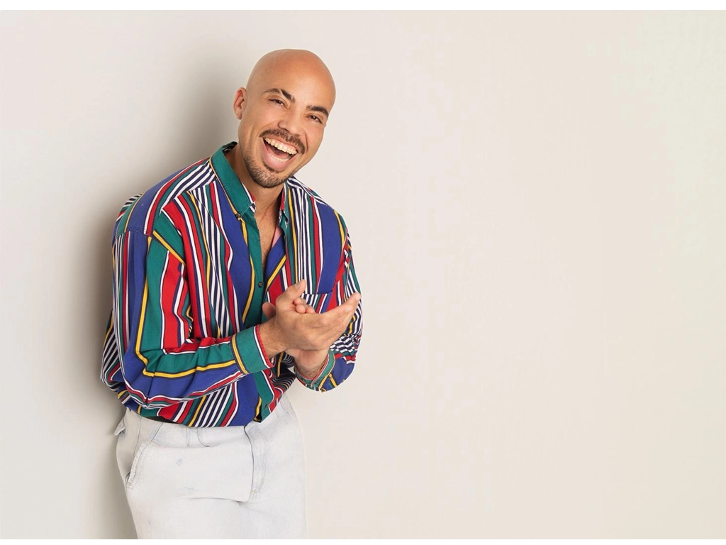 Andrés Waldemar llega a Moneró con su concierto “Desde el componente de Mamá…Música, Risa y Nostalgia”