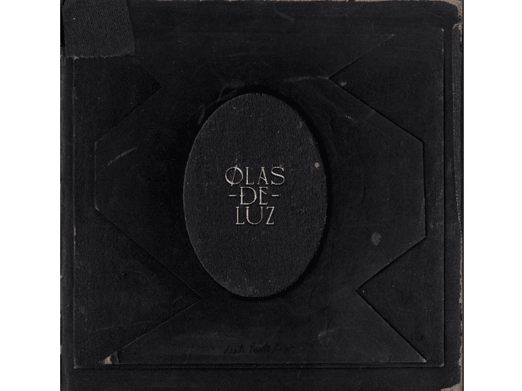 Draco Rosa presenta su nuevo álbum Olas de Luz, un manifiesto musical que nace del caos y la belleza