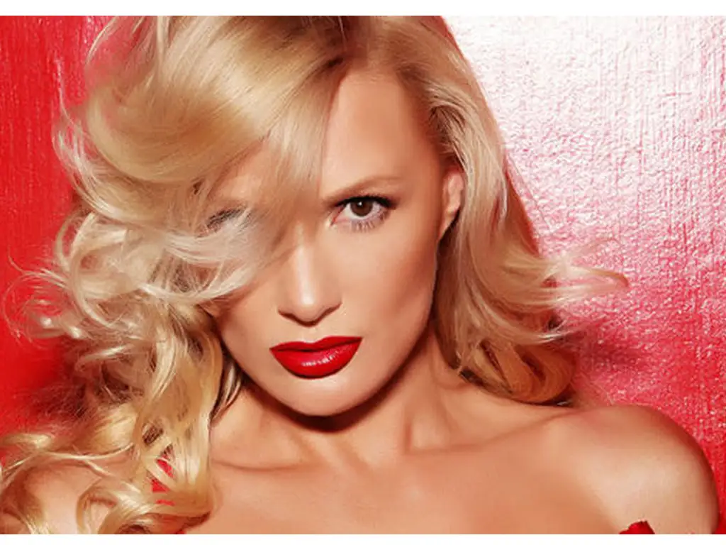 Whigfield, LuvFoundationUK, Rocco Lino DJ – SUGA